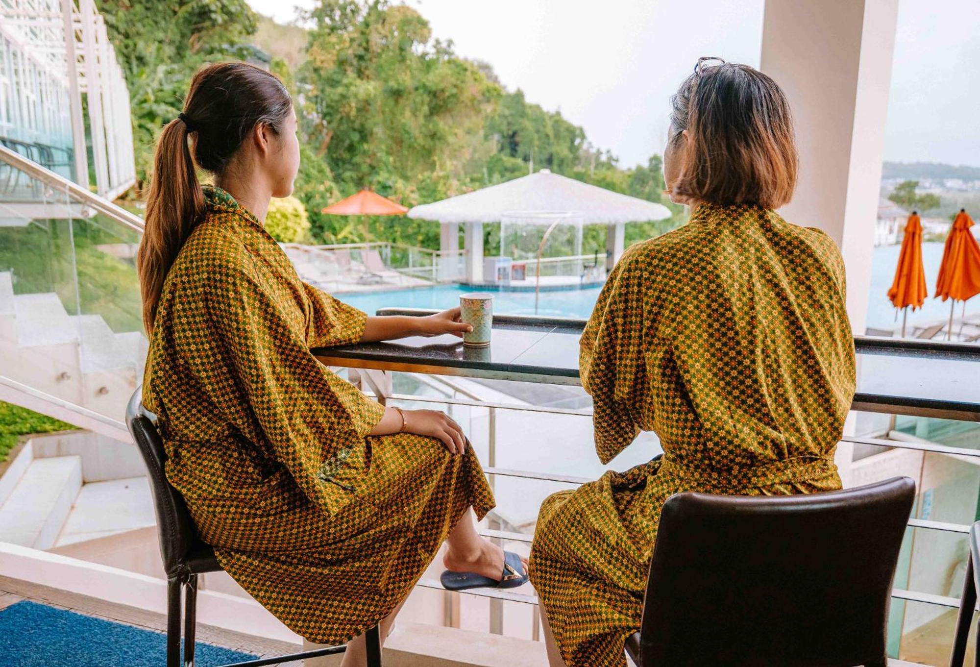 Hilltop Wellness Resort 카투 외부 사진