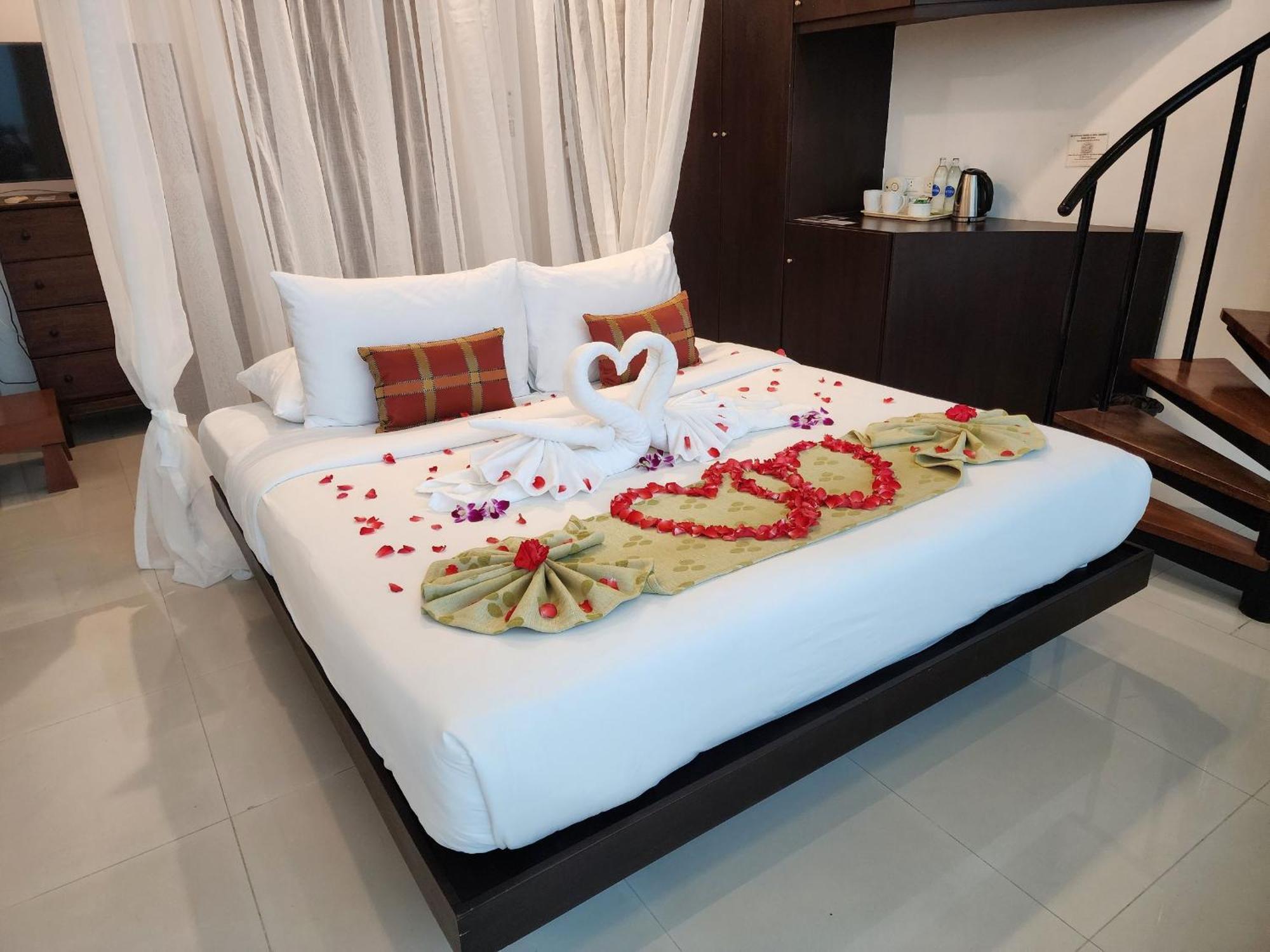 Hilltop Wellness Resort 카투 외부 사진