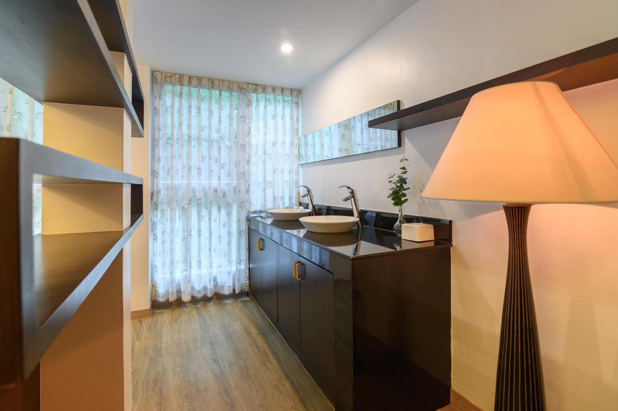 Hilltop Wellness Resort 카투 외부 사진